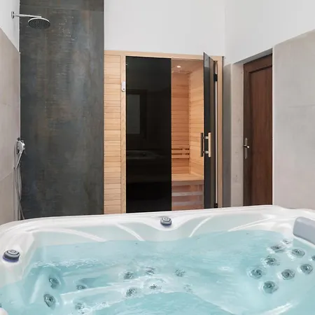 My Dalmatia - Kastel Mrkic Ii With Private Swimming Pool, Sauna, Jacuzzi And Sport Playground Feriehus