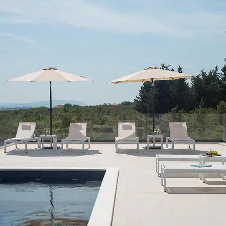 My Dalmatia - Kastel Mrkic Ii With Private Swimming Pool, Sauna, Jacuzzi And Sport Playground *